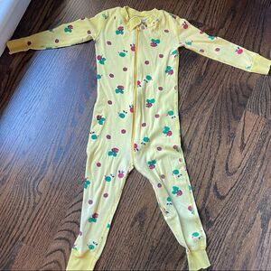 Hanna Andersson lady bug pajamas size 90 (3T)